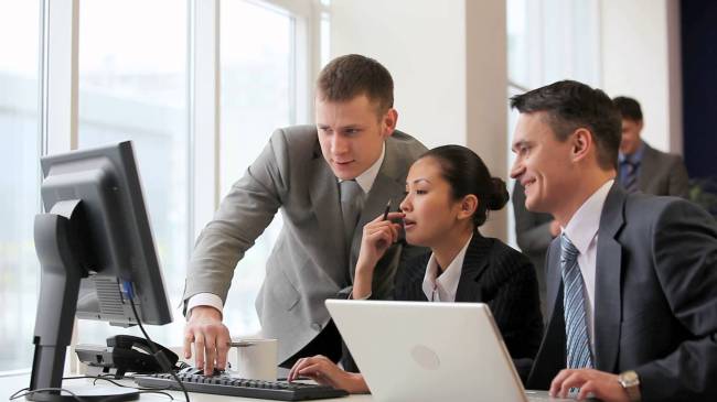 top three ways to persaude a potential customer